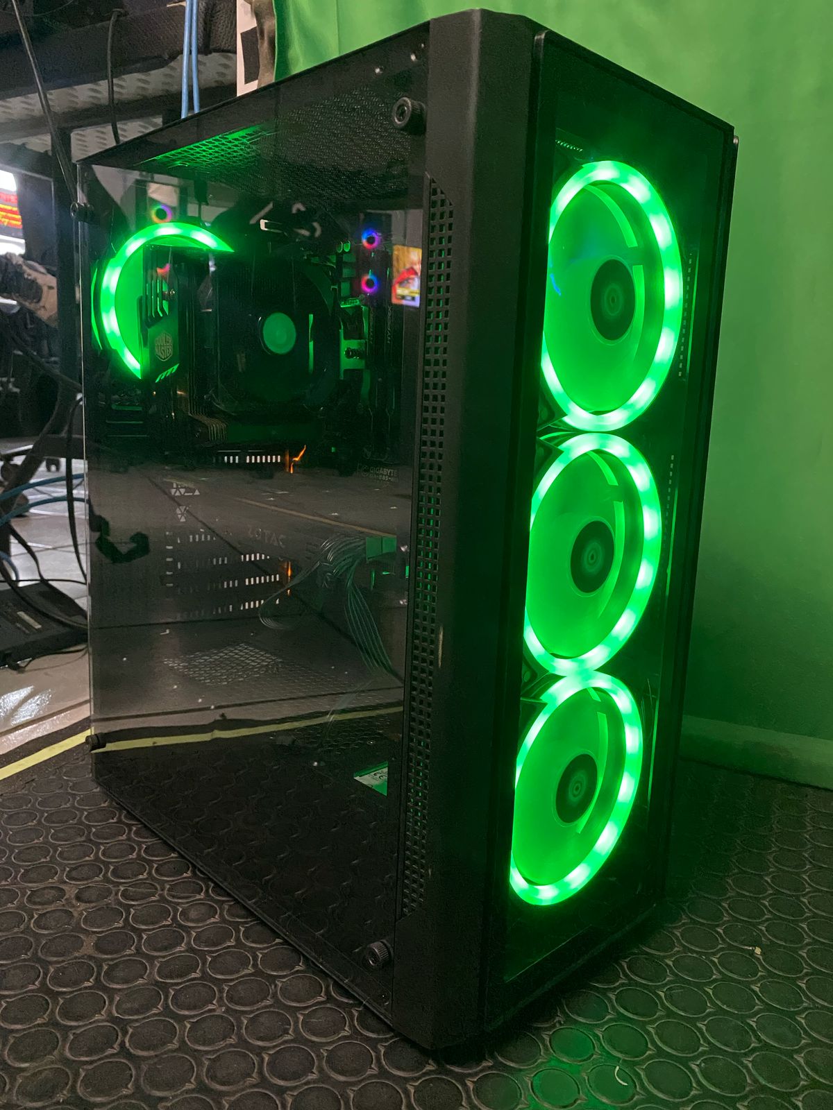 OUTLET COMPUTADORA GAMER GAMA ENTRADA