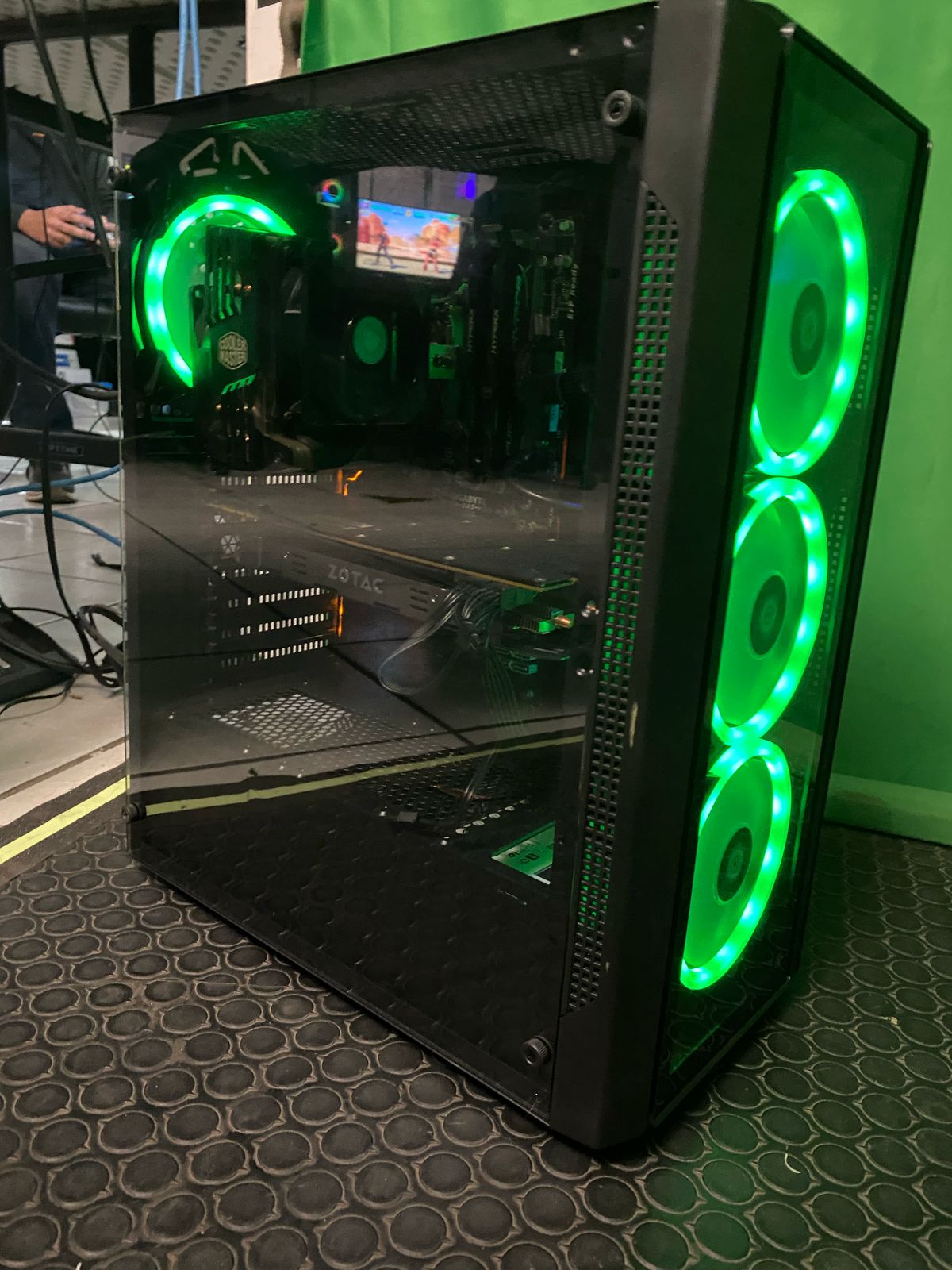 OUTLET COMPUTADORA GAMER GAMA ENTRADA