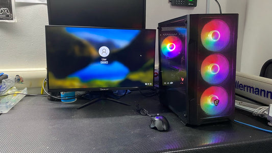 OUTLET Computadora Gamer con monitor
